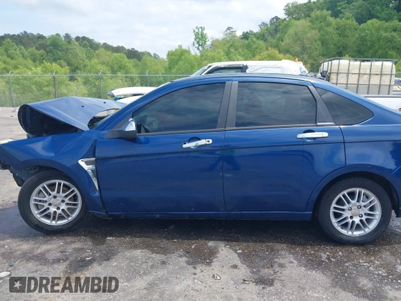 2008 Ford Focus SE z VIN 1FAHP35N38W110236, wystawiony jako IAAI lot #42055686 z przebiegiem 199 602 mil mil oraz . Historia ofert i sprzedaży dostępna na DreamBid. Obrazek 15.