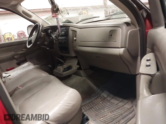 2005 Dodge 1500 SLT with VIN 1D7HU18D55S144522, listed as a IAAI auction lot 41728279 with 173,651 mi miles. Bid and sale history available at carsss.com. Image 5.