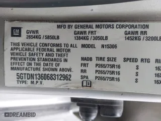 2006 Hummer H3 with VIN 5GTDN136068312962, listed as a IAAI auction lot 42087899 with 298,681 mi miles. Bid and sale history available at carsss.com. Image 9.