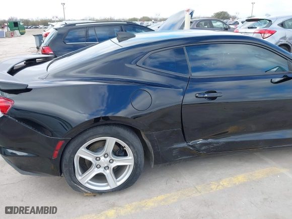 2019 Chevrolet Camaro 1LT with VIN 1G1FB1RS9K0154815, listed as a IAAI auction lot 41486750 with 55,976 mi miles. Bid and sale history available at carsss.com. Image 6.