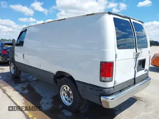1998 Ford Econoline Cargo z VIN 1FTPE24L0WHA26141, wystawiony jako IAAI lot #42222412 z przebiegiem 345 331 mil mil oraz . Historia ofert i sprzedaży dostępna na DreamBid. Obrazek 3.
