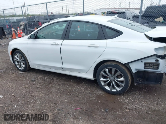 2016 Chrysler 200 S with VIN 1C3CCCBB0GN105093, listed as a IAAI auction lot 41976905 with 105,774 mi miles. Bid and sale history available at carsss.com. Image 15.
