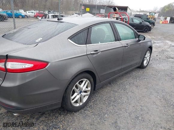 2014 Ford Fusion SE with VIN 3FA6P0HD1ER377527, listed as a IAAI auction lot 41929372 with 145,024 mi miles. Bid and sale history available at carsss.com. Image 4.
