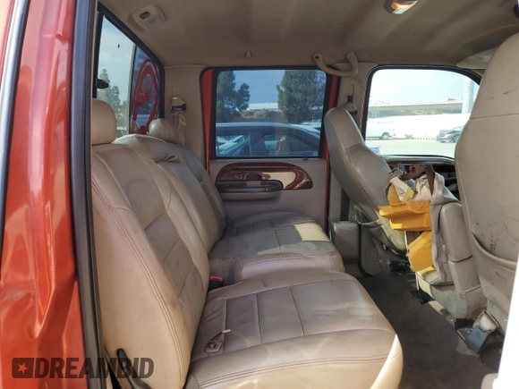 2001 Ford Super Duty F-250 XL with VIN 1FTNW20F71EC94635, listed as a Copart auction lot 82051794 with 310,586 mi miles and Salvage Title. Bid and sale history available at carsss.com. Image 10.