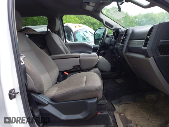 2021 Ford F-250 XL with VIN 1FT7W2BT4MED42592, listed as a IAAI auction lot 42219340 with 133,093 mi miles and . Bid and sale history available at DreamBid. Image 5.