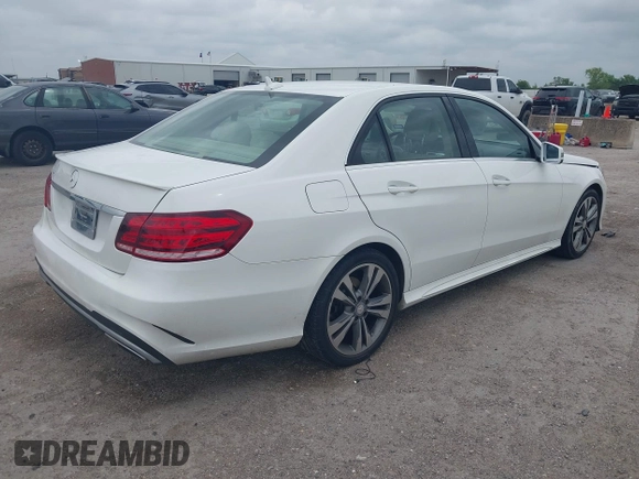 2014 Mercedes-Benz E 350 Sport with VIN WDDHF5KBXEB044358, listed as a IAAI auction lot 42048899 with 115,971 mi miles and . Bid and sale history available at DreamBid. Image 4.
