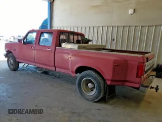 1995 Ford F-350 with VIN 1FTJW35F5SEA46141, listed as a Copart auction lot 63977585 with 386,819 mi miles and Salvage title. Bid and sale history available at DreamBid. Image 2.