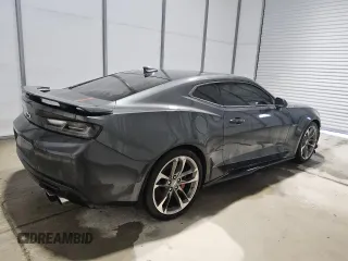 2017 Chevrolet Camaro 2SS with VIN 1G1FG1R77H0147500, listed as a Copart auction lot 59810715 with 68,712 mi miles and Clean title. Bid and sale history available at DreamBid. Image 3.