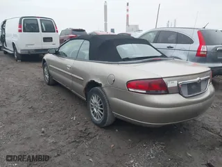 2004 Chrysler Sebring LXi with VIN 1C3EL55R94N406406, listed as a IAAI auction lot 40852693 with 167,981 mi miles. Bid and sale history available at carsss.com. Image 3.