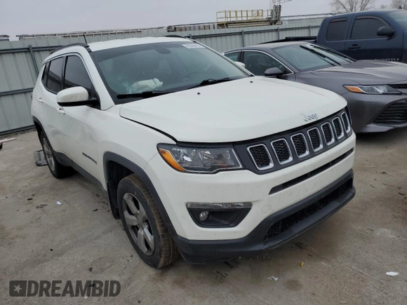 2018 Jeep Compass Latitude z VIN 3C4NJDBBXJT185462, wystawiony jako Copart lot #85528414 z przebiegiem 134 989 mil mil oraz Szkody całkowita. Historia ofert i sprzedaży dostępna na DreamBid. Obrazek 4.
