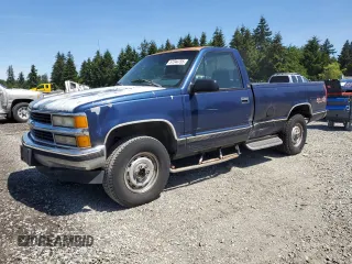 1995 Chevrolet Silverado 2500 z VIN 1GCFK24K7SE228644, wystawiony jako Copart lot #57244755 z przebiegiem 241 137 mil mil oraz Szkoda całkowita • Salvage title. Historia ofert i sprzedaży dostępna na DreamBid. Obrazek 1.