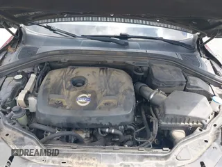 2015 Volvo XC60 T5 Drive-E Premier с VIN YV440MDB0F2598184, выставлен на аукционе IAAI как лот 42415280 с пробегом 118 160 миль миль и . История ставок и продаж доступна на DreamBid. Изображение 10.
