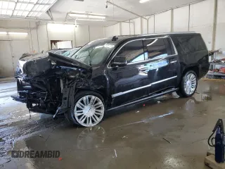 2018 Cadillac Escalade ESV Platinum z VIN 1GYS4KKJXJR204004, wystawiony jako Copart lot #52382705 z przebiegiem 67 957 mil mil oraz Szkody całkowita. Historia ofert i sprzedaży dostępna na DreamBid. Obrazek 1.
