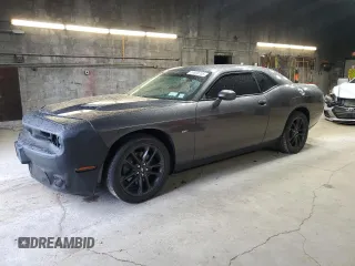 2017 Dodge Challenger GT z VIN 2C3CDZGG8HH583261, wystawiony jako Copart lot #57698735 z przebiegiem 55 784 mil mil oraz Szkoda całkowita • Salvage title. Historia ofert i sprzedaży dostępna na DreamBid. Obrazek 1.