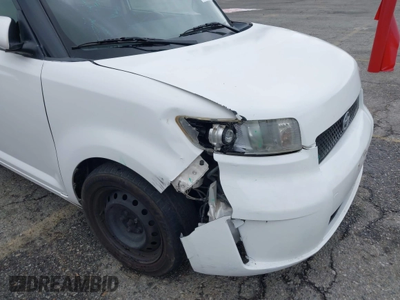 2008 Scion xB z VIN JTLKE50E681039754, wystawiony jako IAAI lot #42067611 z przebiegiem 133 463 mil mil oraz . Historia ofert i sprzedaży dostępna na DreamBid. Obrazek 6.