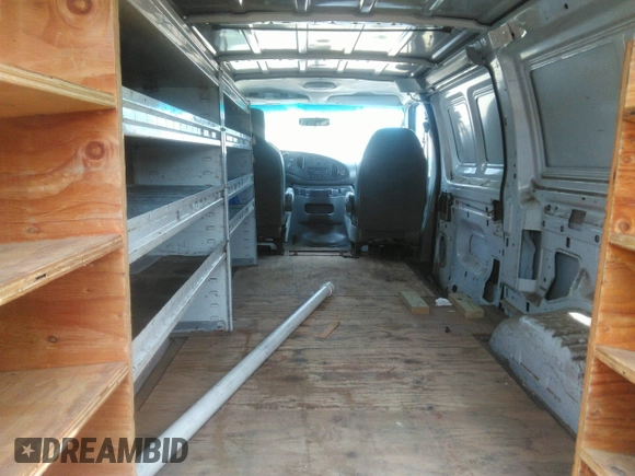2007 Ford Econoline Cargo with VIN 1FTNS24W07DB34472, listed as a IAAI auction lot 42092511 with 187,546 mi miles. Bid and sale history available at carsss.com. Image 8.