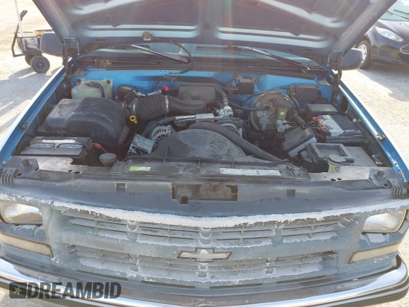 1996 Chevrolet Silverado 1500 with VIN 1GCEC14W2TZ142772, listed as a IAAI auction lot 41986326 with 249,738 mi miles and . Bid and sale history available at DreamBid. Image 10.