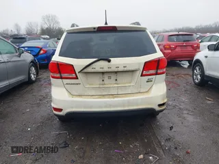 2015 Dodge Journey SXT with VIN 3C4PDCBG7FT743717, listed as a IAAI auction lot 41450052 with 186,581 mi miles. Bid and sale history available at carsss.com. Image 15.