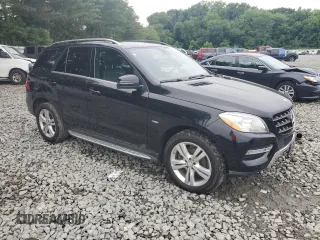 2012 Mercedes-Benz M 350 with VIN 4JGDA5HB8CA033002, listed as a Copart auction lot 61360585 with 105,493 mi miles and Salvage title. Bid and sale history available at DreamBid. Image 4.