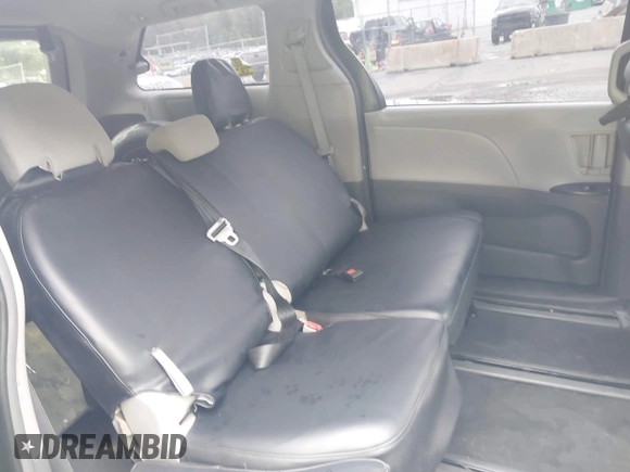 2018 Toyota Sienna L with VIN 5TDZZ3DC7JS912142, listed as a IAAI auction lot 42330428 with 221,498 mi miles and . Bid and sale history available at DreamBid. Image 8.