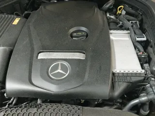 2018 Mercedes-Benz C 300 z VIN 55SWF4KB9JU251390, wystawiony jako IAAI lot #42390131 z przebiegiem 67 250 mil mil oraz . Historia ofert i sprzedaży dostępna na DreamBid. Obrazek 19.