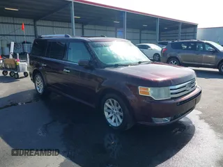 2011 Ford Flex SEL with VIN 2FMGK5CC2BBD10031, listed as a IAAI auction lot 41916712 with 172,990 mi miles. Bid and sale history available at carsss.com. Image 1.