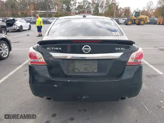 2013 Nissan Altima 3.5 SL with VIN 1N4BL3AP1DC272967, listed as a IAAI auction lot 40794180 with 110,880 mi miles. Bid and sale history available at carsss.com. Image 16.