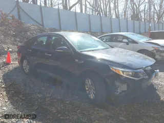 2017 Kia Optima LX with VIN KNAGT4L30H5150110, listed as a IAAI auction lot 41854437 with 25,061 mi miles. Bid and sale history available at carsss.com. Image 1.