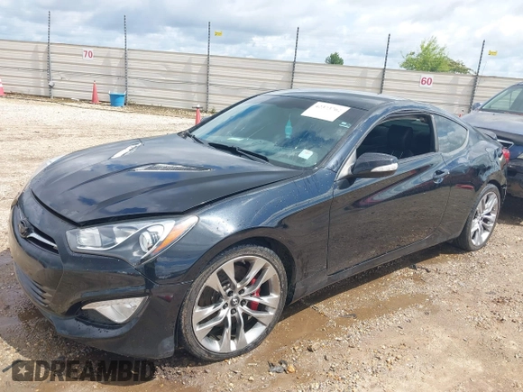 2014 Hyundai Genesis Coupe Ultimate with VIN KMHHU6KJ1EU120076, listed as a IAAI auction lot 42373762 with 100,537 mi miles and . Bid and sale history available at DreamBid. Image 18.