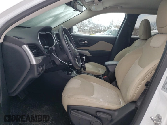 2018 Jeep Cherokee Latitude Tech Connect с VIN 1C4PJMCX3JD516620, выставлен на аукционе Copart как лот 45338845 с пробегом 34 733 миль миль и Списание • Salvage title. История ставок и продаж доступна на DreamBid. Изображение 7.