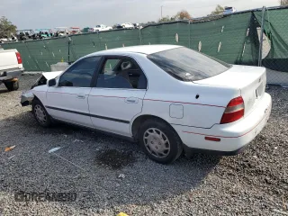 1994 Honda Accord LX with VIN 1HGCD5630RA101127, listed as a Copart auction lot 88433545 with 201,402 mi miles and Salvage Title. Bid and sale history available at carsss.com. Image 2.