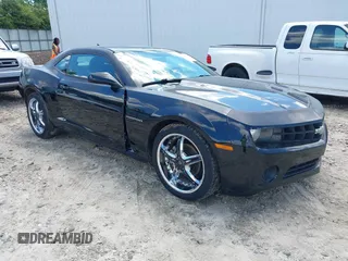2012 Chevrolet Camaro 2LS z VIN 2G1FA1E35C9109069, wystawiony jako IAAI lot #42197152 z przebiegiem 77 699 mil mil oraz . Historia ofert i sprzedaży dostępna na DreamBid. Obrazek 1.