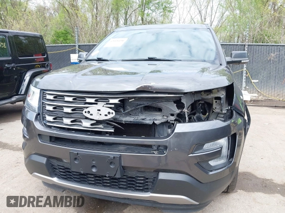 2017 Ford Explorer XLT with VIN 1FM5K7D86HGC21898, listed as a IAAI auction lot 42018490 with 78,139 mi miles and . Bid and sale history available at carsss.com. Image 6.