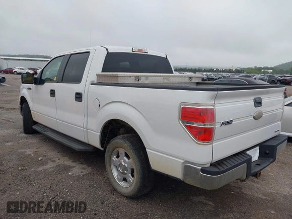 2012 Ford F-150 XL z VIN 1FTEW1CM5CFA25907, wystawiony jako IAAI lot #42304133 z przebiegiem 380 246 mil mil oraz . Historia ofert i sprzedaży dostępna na DreamBid. Obrazek 3.