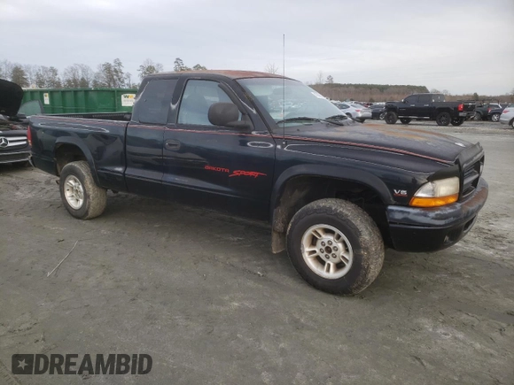 1999 Dodge Dakota SLT with VIN 1B7GG22X1XS235134, listed as a Copart auction lot 45508585 with 172,701 mi miles and Salvage Title. Bid and sale history available at carsss.com. Image 4.