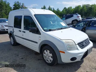 2013 Ford Transit Connect XLT z VIN NM0LS7BN1DT142402, wystawiony jako IAAI lot #42704844 z przebiegiem 127 148 mil mil oraz . Historia ofert i sprzedaży dostępna na DreamBid. Obrazek 1.