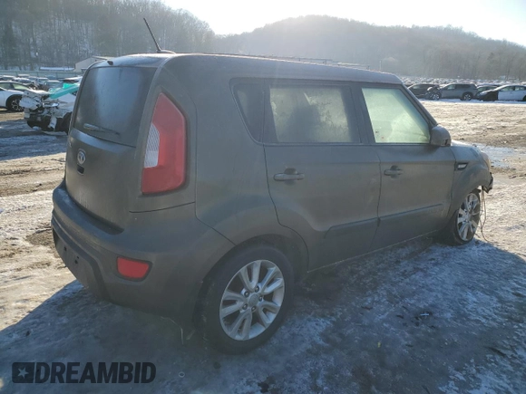 2013 Kia Soul with VIN KNDJT2A56D7527149, listed as a Copart auction lot 42007935 with 85,073 mi miles and Salvage Title. Bid and sale history available at carsss.com. Image 3.