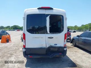 2020 Ford Transit Passenger XL z VIN 1FBAX2C80LKA23515, wystawiony jako IAAI lot #42176965 z przebiegiem 219 360 mil mil oraz . Historia ofert i sprzedaży dostępna na DreamBid. Obrazek 16.