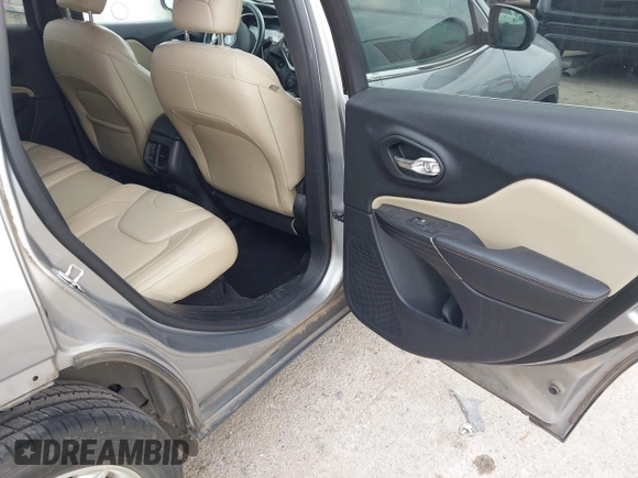 2017 Jeep Cherokee Limited with VIN 1C4PJLDB6HW521807, listed as a IAAI auction lot 42146399 with 46,487 mi miles and . Bid and sale history available at DreamBid. Image 8.