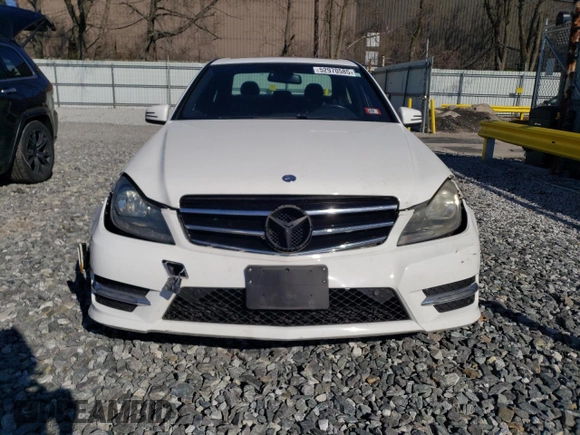 2014 Mercedes-Benz C-Class C 300 Sport with VIN WDDGF8ABXER324786, listed as a Copart auction lot 52970585 with 91,393 mi miles and Clean Title. Bid and sale history available at carsss.com. Image 5.
