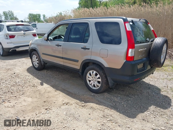 2006 Honda CR-V EX with VIN SHSRD78816U400456, listed as a IAAI auction lot 42095639 with 200,752 mi miles and . Bid and sale history available at carsss.com. Image 3.