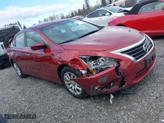 2013 Nissan Altima 2.5 S with VIN 1N4AL3AP9DC282402, listed as a IAAI auction lot 41953677 with 184,214 mi miles. Bid and sale history available at carsss.com. Image 1.