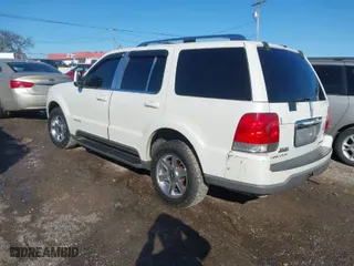 2004 Lincoln Aviator Luxury with VIN 5LMEU68H24ZJ49589, listed as a IAAI auction lot 41608691 with 211,635 mi miles. Bid and sale history available at carsss.com. Image 3.