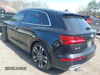 2018 Audi SQ5 Premium Plus z VIN WA1A4AFY9J2007752, wystawiony jako IAAI lot #42084396 z przebiegiem 90 443 mil mil oraz . Historia ofert i sprzedaży dostępna na DreamBid. Obrazek 3.