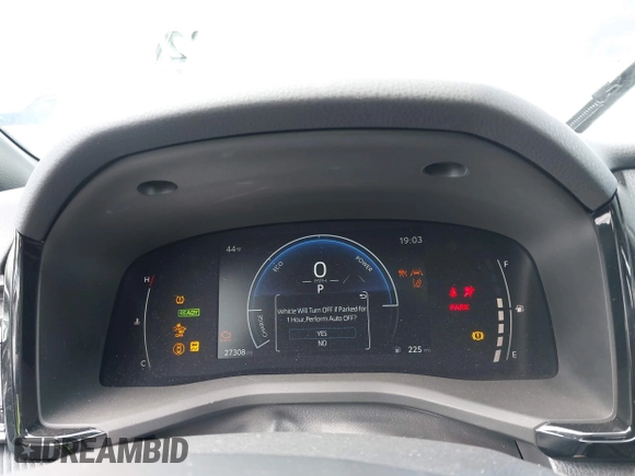 2025 Toyota Camry LE z VIN 4T1DAACK5SU543384, wystawiony jako IAAI lot #41522073 z przebiegiem 27 308 mil mil oraz . Historia ofert i sprzedaży dostępna na DreamBid. Obrazek 7.