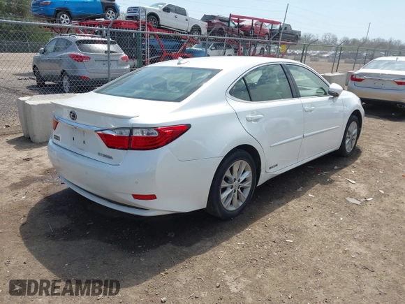 2014 Lexus ES 300h with VIN JTHBW1GG9E2068257, listed as a IAAI auction lot 42043095 with 130,560 mi miles and . Bid and sale history available at DreamBid. Image 4.
