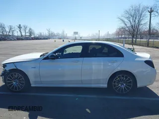 2016 Mercedes-Benz C 450 AMG with VIN 55SWF6EB4GU124515, listed as a IAAI auction lot 41830424 with 92,704 mi miles and . Bid and sale history available at DreamBid. Image 14.