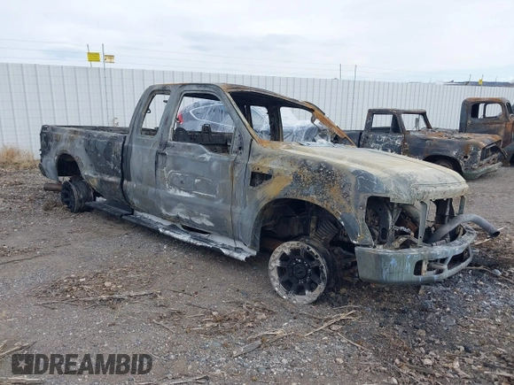 2008 Ford Super Duty F-250 SRW XL with VIN 1FTSX21R38EB11752, listed as a IAAI auction lot 41756350 with 1 mi miles. Bid and sale history available at carsss.com. Image 1.