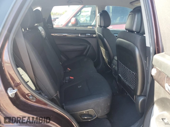 2014 Kia Sorento LX with VIN 5XYKT3A69EG452048, listed as a Copart auction lot 56051085 with 224,618 mi miles and Clean Title. Bid and sale history available at DreamBid. Image 11.