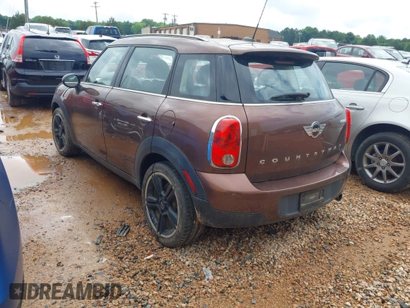 2016 MINI Countryman with VIN WMWZB3C50GWR47537, listed as a IAAI auction lot 42242795 with 46,960 mi miles and . Bid and sale history available at DreamBid. Image 3.